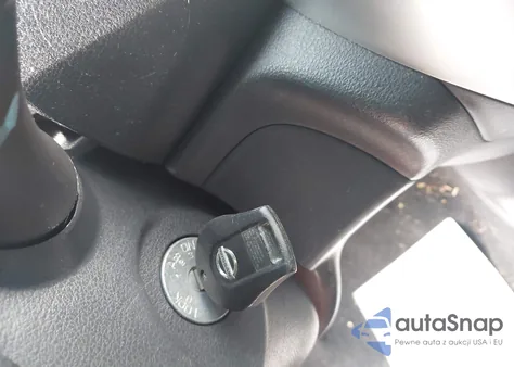 2019 Nissan Versa 1.6 Sv z USA, uszkodzony, nr VIN 3N1CN7AP0KL867569